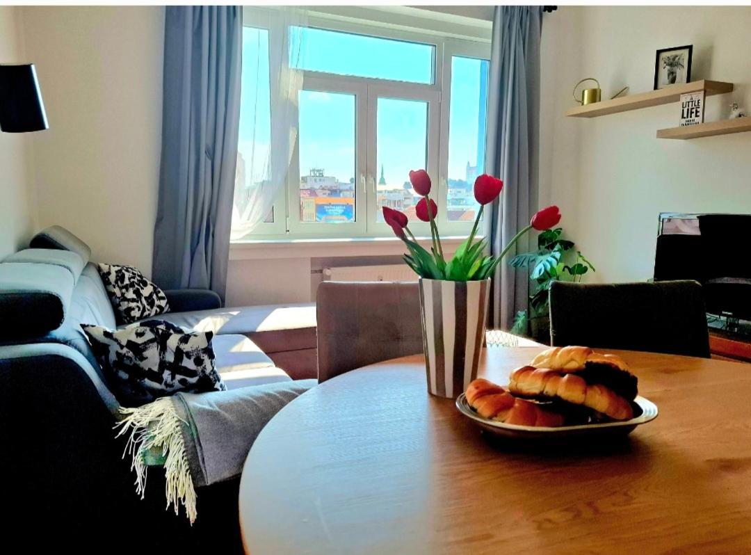 Amazing Castle View Apartment Bratislava Exterior photo